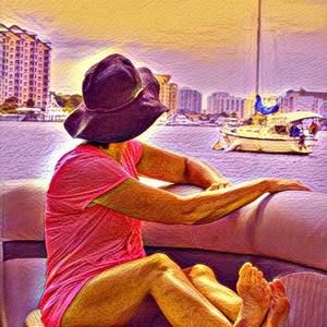 Meet your Posher, Luci